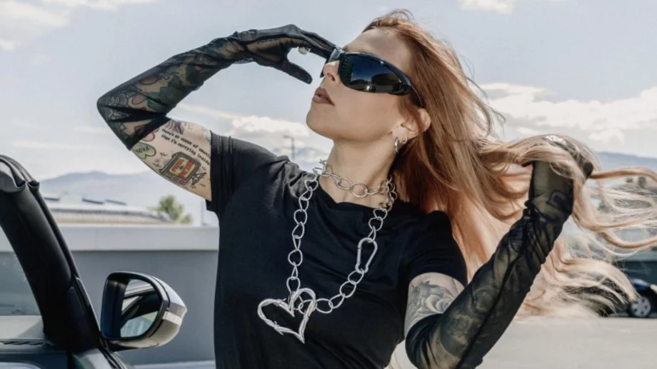 Виктория Георгиева - VICTORIA пусна песен за разбитото сърце (ВИДЕО)