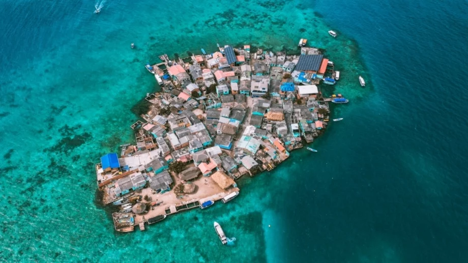 Това е най-пренаселеният остров на Земята (ВИДЕО)