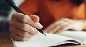 Съжалявам или съжелявам: Как се пише правилно?