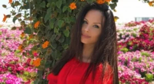 Помните ли Мис България 2002 Теодора Бургазлиева? Ето как изглежда днес (ВИДЕО)