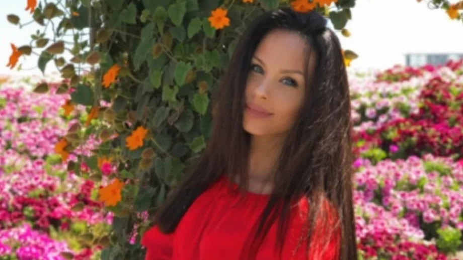 Помните ли Мис България 2002 Теодора Бургазлиева? Ето как изглежда днес (ВИДЕО)