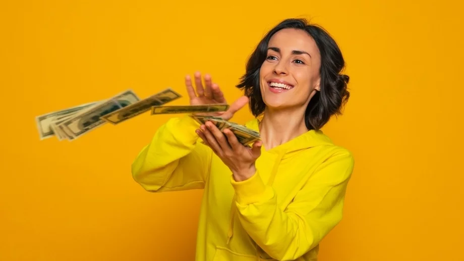 Паричен хороскоп за всяка зодия за ЮНИ 2024