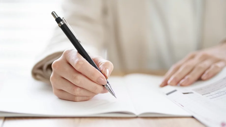 Току-що или току що: Ето как се пише правилно