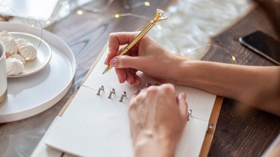 Тенисистка или тенесистка: Как се пише правилно?