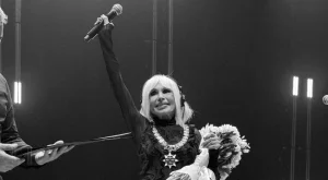 Поредно отличие: Лили Иванова получи наградата "Златен век"