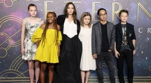 Децата на Анджелина Джоли и Брад Пит не искат да общуват с баща си