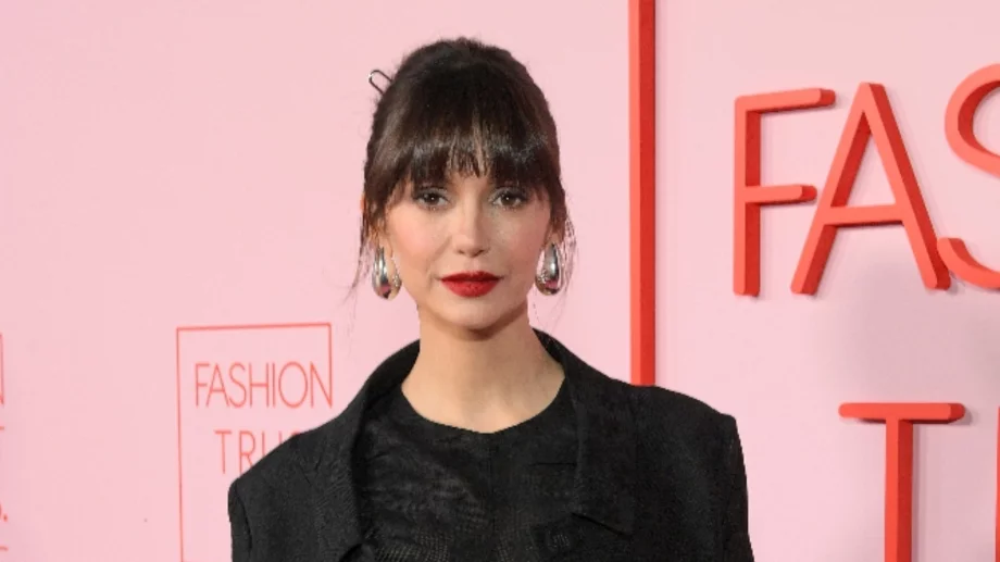 Оперираха Нина Добрев (СНИМКИ)