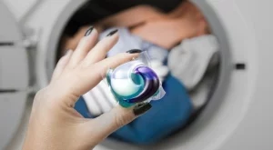 Как правилно да използвате капсулите за пране 