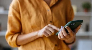 Ето как да разберете, че някой следи телефона ви