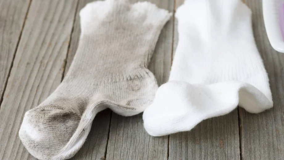 Как да избелите бели чорапи, без белина