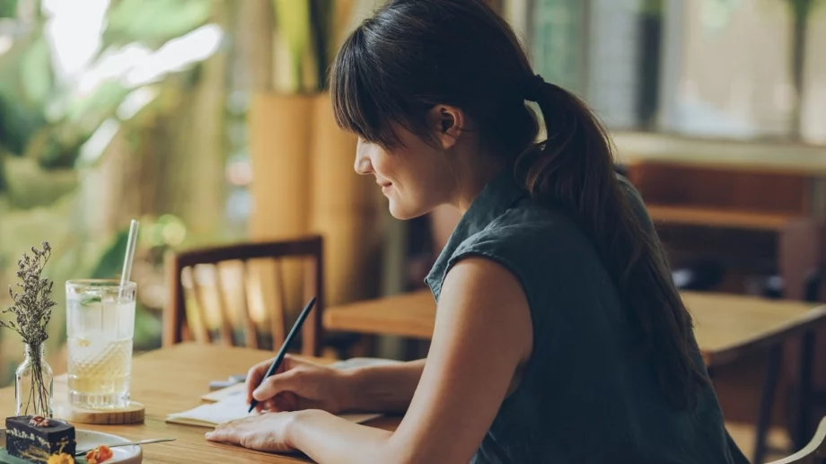 Фоайе, фоае или фойе: Как се пише правилно?