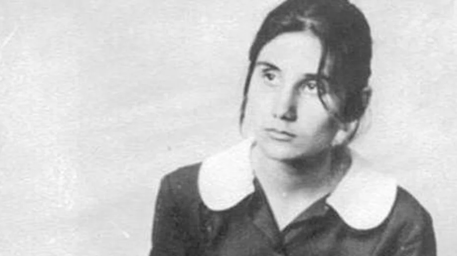 Стихотворение на Петя Дубарова, посветено на времето