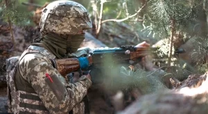 Отбранителната индустрия наема кадри с рекордни темпове, невиждани от Студената война