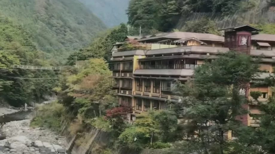 Разгледайте най-стария хотел в света (ВИДЕО)