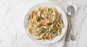 Паста с пушена сьомга на Джейми Оливър, приготвя се за 8 минути