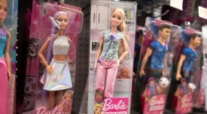 Откриват изложба с повече от 180 кукли Барби