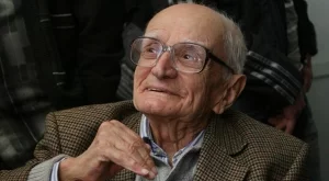 Стихотворение от Валери Петров за хвърчащите хора