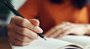 Теоретичен или теоритичен: Как се пише правилно?