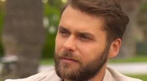 Алек Младенов се показа с приятелката си (СНИМКИ)