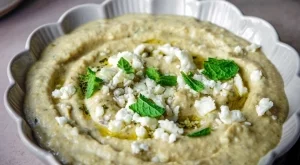 Ще ви стане любима: Разядка от тиквички със сирене