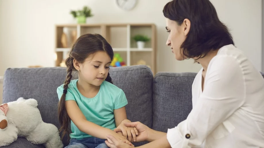 Как трябва да говорим с детето си, когато не слуша