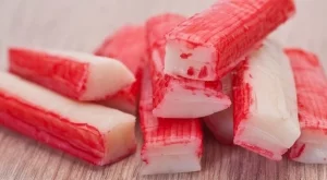 От какво всъщност се приготвят рачешките рулца