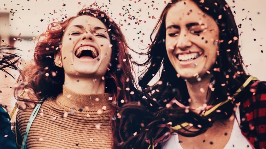 Женски виц за 28 юли, 2024 г.: Баба и внучка