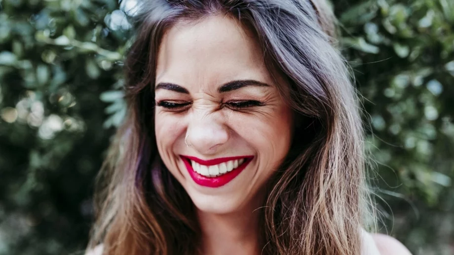 Женски виц за 30 юли, 2024 г.: Тираджия се прибрал