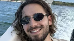 Стихотворение от Константин Трендафилов (Папи Ханс) за 2 август 2024