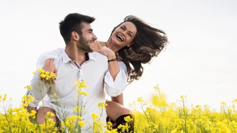 Това са 4-те зодии, които най-бързо се влюбват