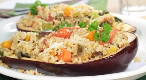 Жестоки пълнени патладжани с ориз