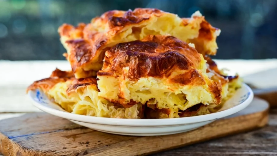 Неустоима дърпана баница