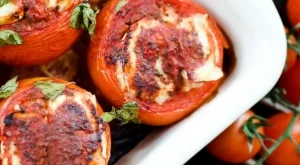 Пълнени домати на фурна