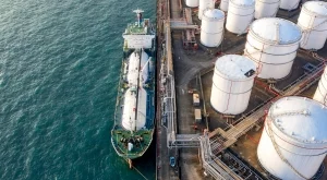 Неочакван ход на петролните цени