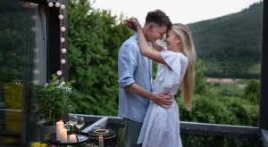 Любовен цитат за 22 август 2024 според зодията