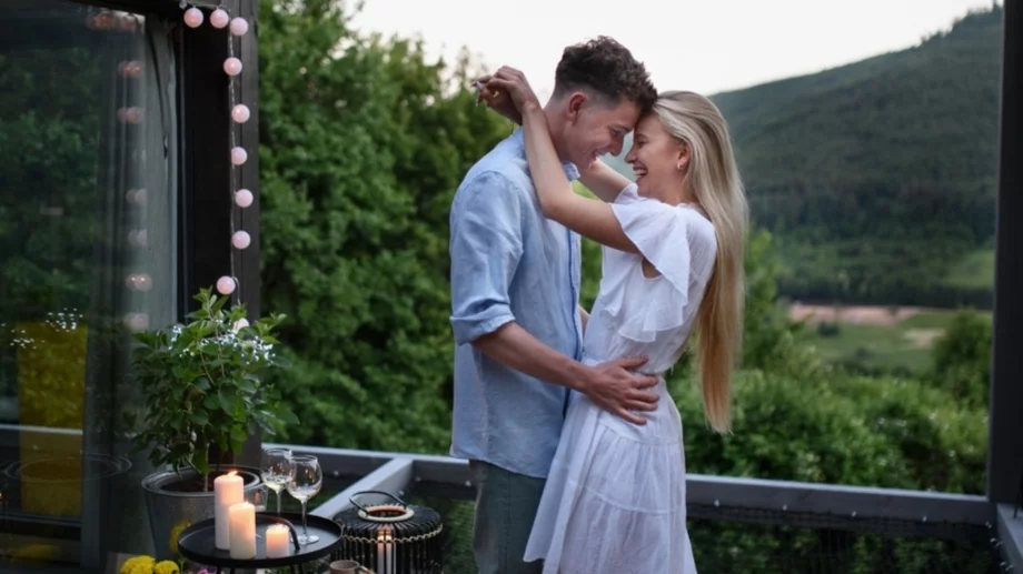 Любовен цитат за 22 август 2024 според зодията