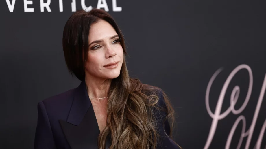 Снимат документална поредица за Виктория Бекъм