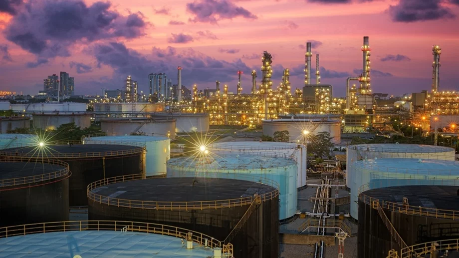 Обрат с цената на петрола