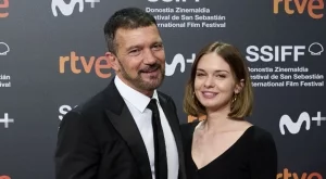 Антонио Бандерас ще омъжва дъщеря си (СНИМКИ)