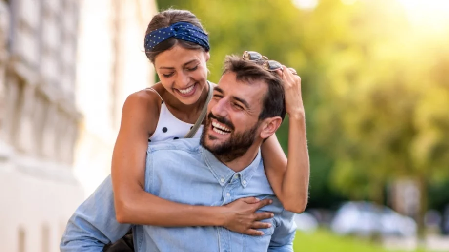 Любовен цитат за 27 август 2024 според зодията