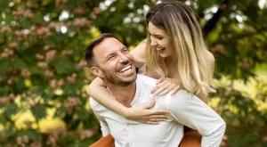 Любовен цитат за 28 август 2024 според зодията