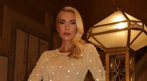 Ето как Маги от "Ергенът" чукна 37 (СНИМКИ)