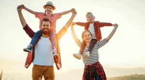 Специалист: 3 фрази, които да не казвате на най-малкото си дете