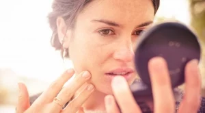 8 начина да се справите с подпухналото лице