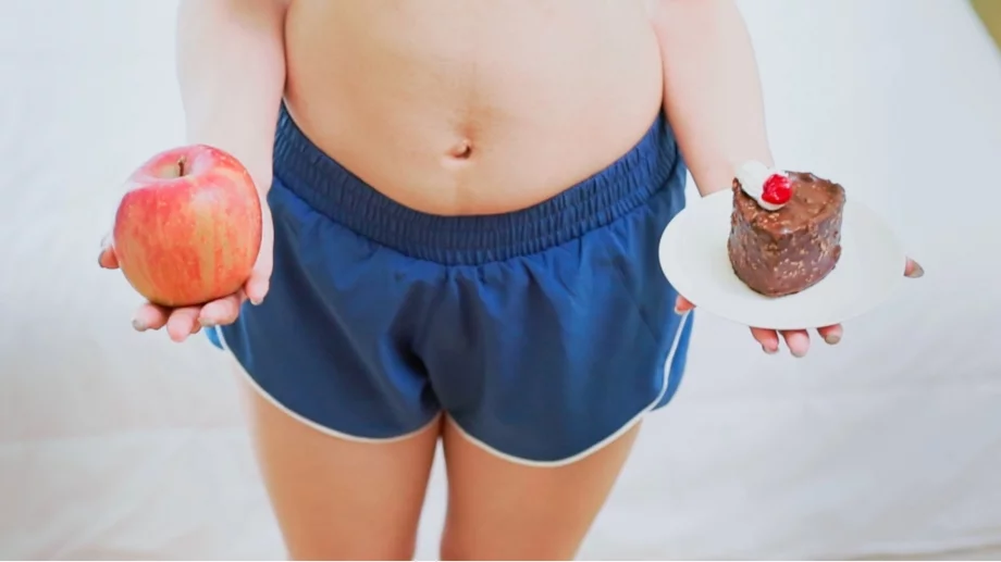 Помощ! Детето ми яде много сладко: Как да се справим