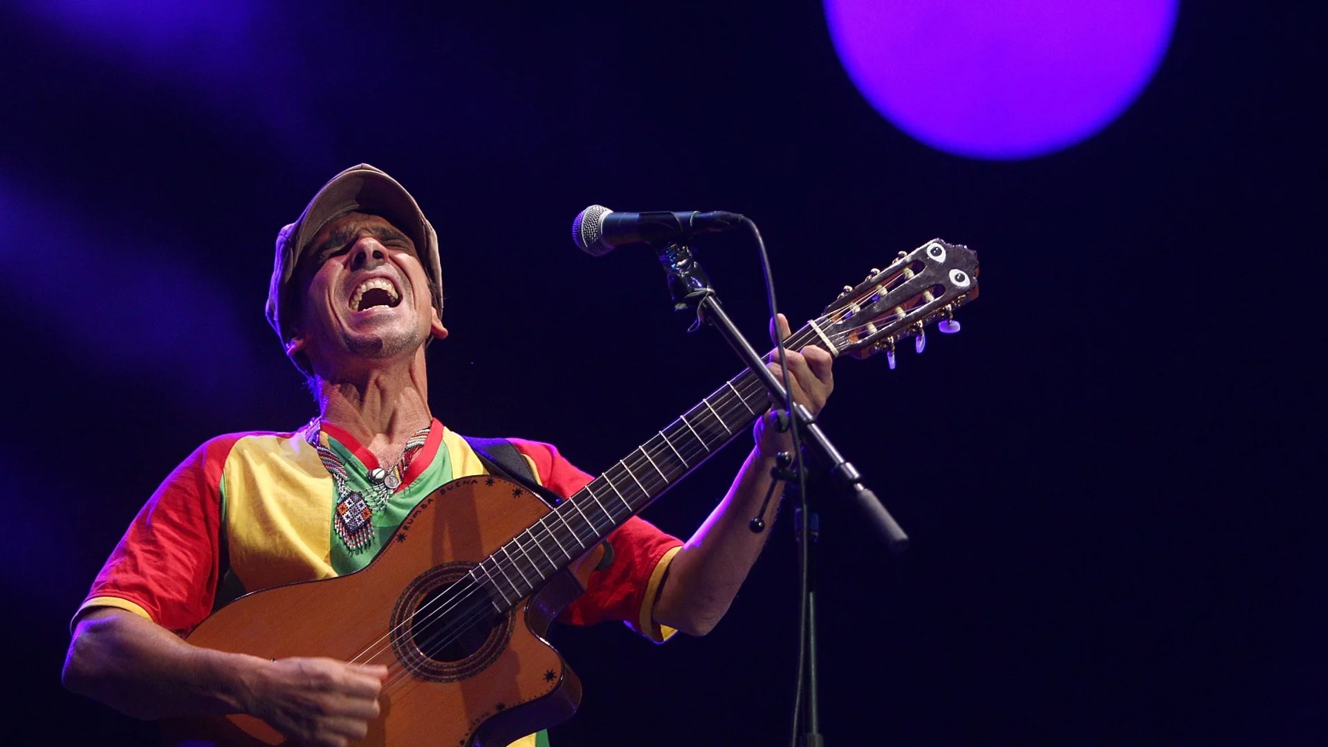 След 17-годишна пауза Manu Chao издава нов албум