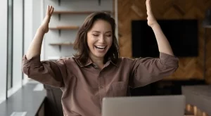 4 зодии с големи промени в кариерата през есен 2024