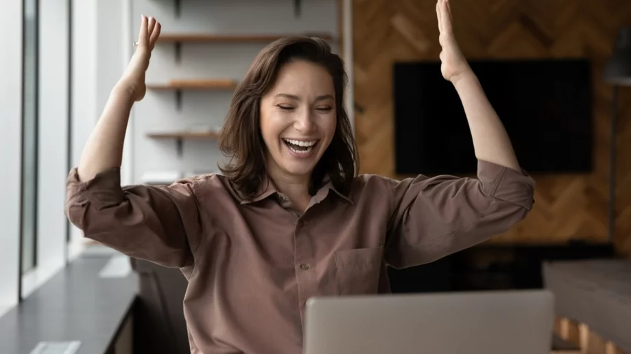 4 зодии с големи промени в кариерата през есен 2024