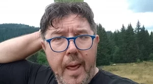 Шеф Борис Петров е неузнаваем, стопил се е (ВИДЕО)