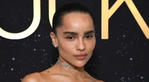 Правите вежди се зaвърнаха (ВИДЕО)